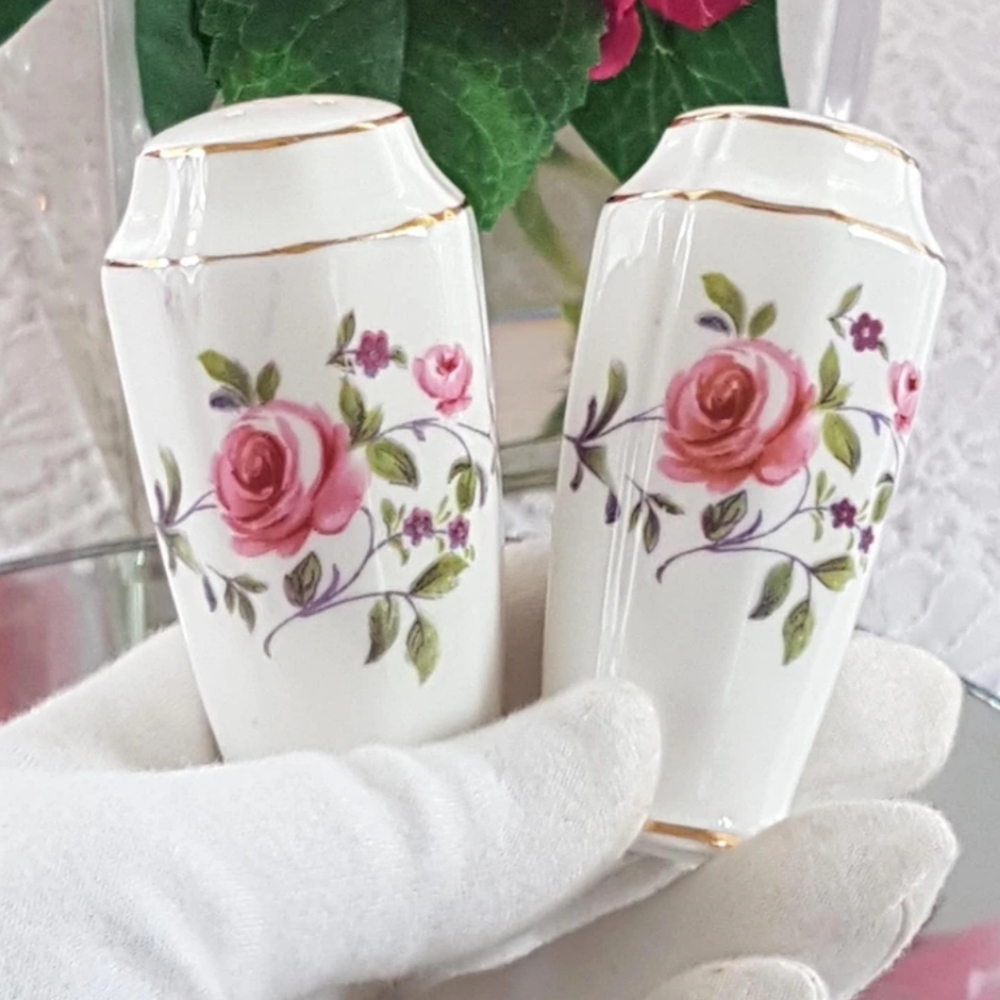 Royal Adderley FRAGRANCE Salt and Pepper Shakers Set Bone China England - Picture 3 of 10